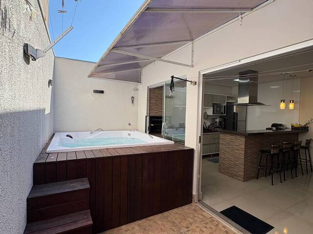 #4 - Casa para Venda em Cuiabá - MT - 2