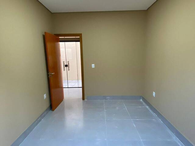 #13 - Casa para Venda em Cuiabá - MT - 3