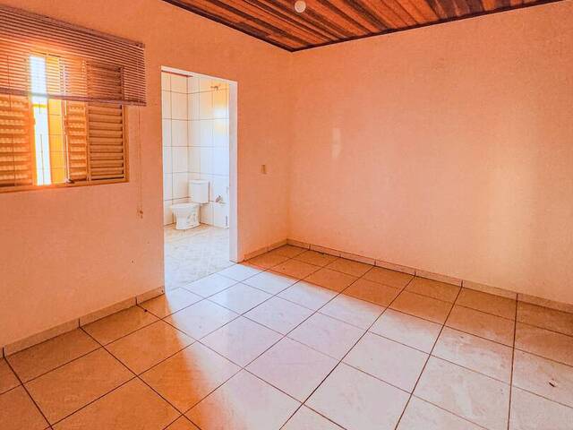 #19 - Casa para Venda em Cuiabá - MT - 2